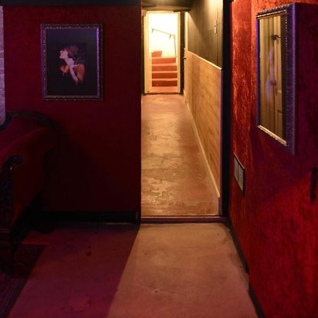 Maxwell Mansion Hotel Лейк Дженива Экстерьер фото